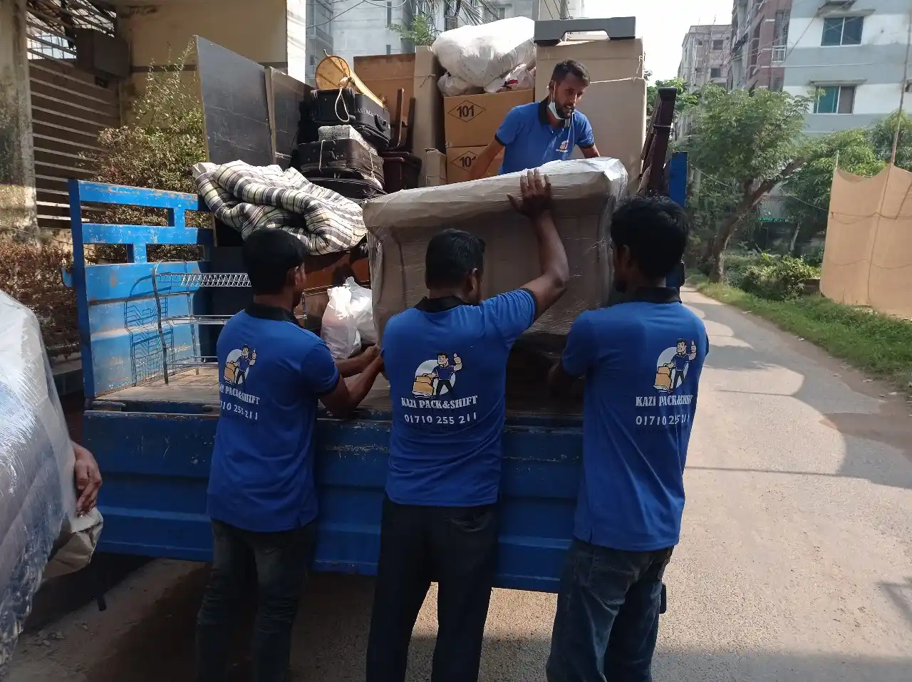 House Shifting Service in Dhaka